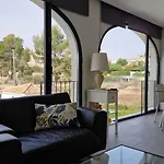 Hoy *